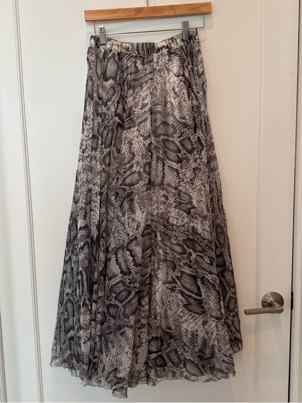 Flowy Black and White Snake Print Reptile Skirt